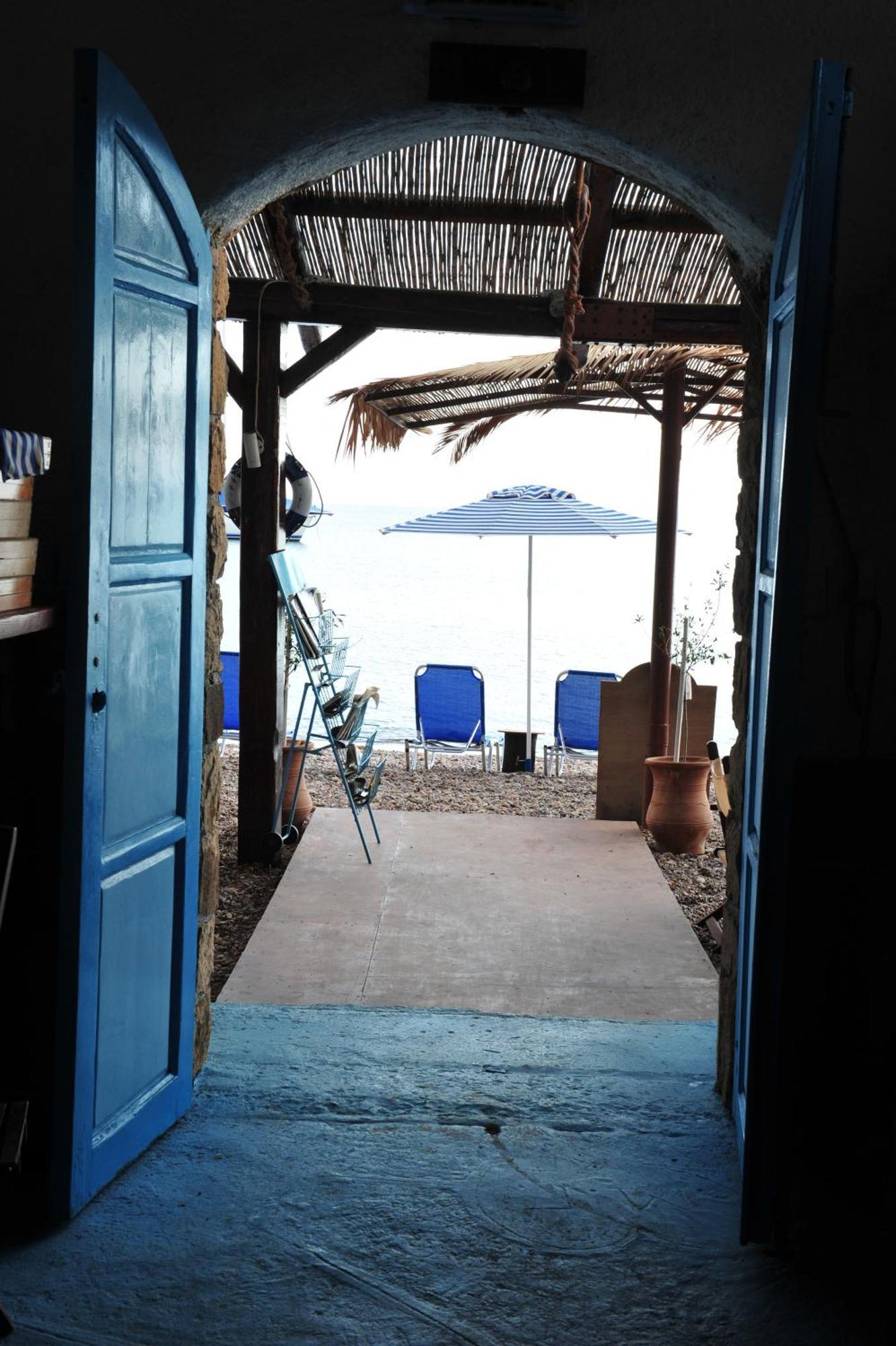 Beachfront Lampis Dolphin 4 Skala  Exterior photo